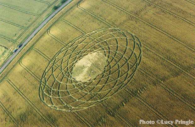 The TORUS at Alton Barnes, Wiltshire crop circle, aerial photo 3