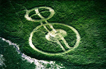 The Bell Inn (A4 road), Wiltshire crop circle, aerial photo 2
