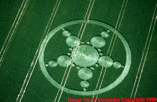 Avebury Trusloe, Wiltshire crop circle, aerial photo 9