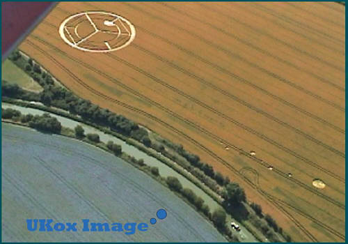 Honey Street, Wiltshire crop circle, aerial photo 3