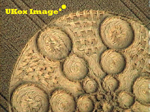 Roundway Hill, Wiltshire crop circle, aerial photo 10