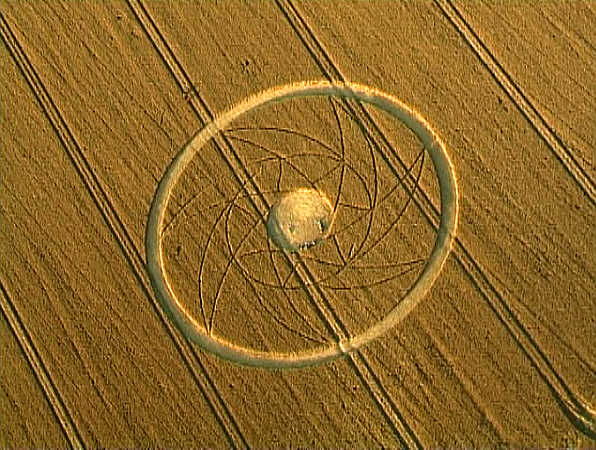 Broadbury Banks (2), Wiltshire crop circle, aerial photo 3