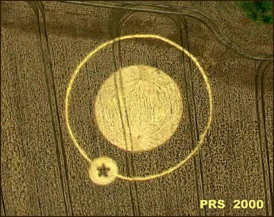 The Knoll, Wiltshire crop circle, aerial photo 2