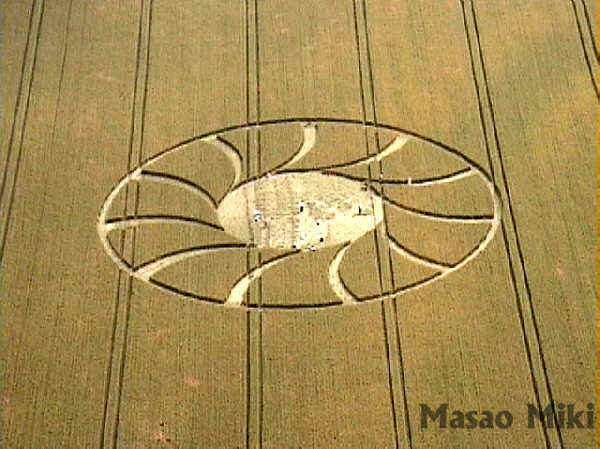 North Down, Wiltshire crop circle, aerial photo 3
