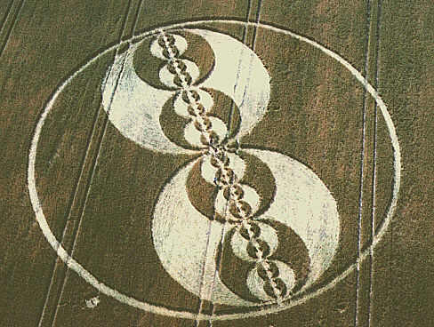 Clifford's Hill, Wiltshire crop circle, aerial photo 9