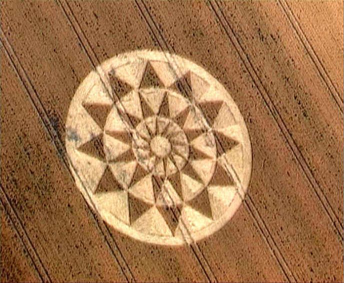 All Cannings Bridge, Wiltshire crop circle, aerial photo 6