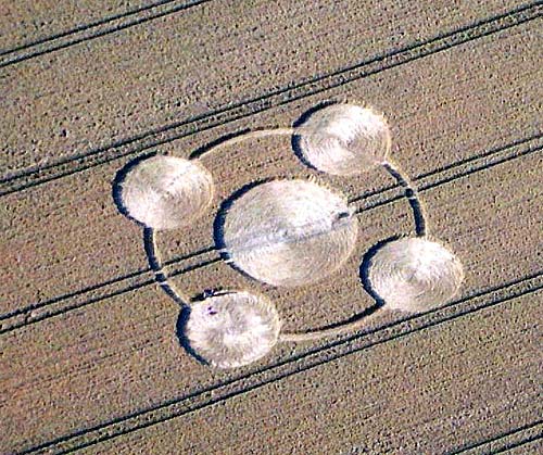 Etchilhampton Hill, Wiltshire crop circle, aerial photo 3