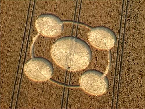 Etchilhampton Hill, Wiltshire crop circle, aerial photo 2