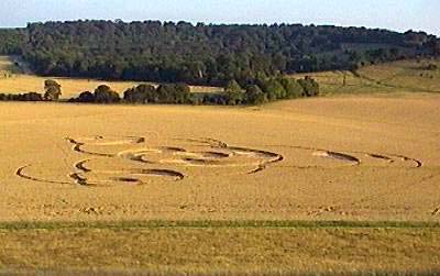 Ivinghoe Beacon, Buckinghamshire crop circle, aerial photo 3