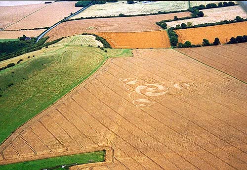 Ivinghoe Beacon, Buckinghamshire crop circle, aerial photo 2