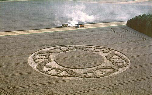 Crop circle atCrooked Soley, Wiltshire crop circle, aerial photo 2
