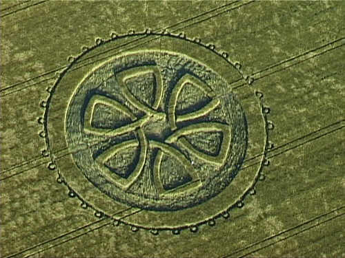 Silbury Hill, Wiltshire crop circle, aerial photo 8