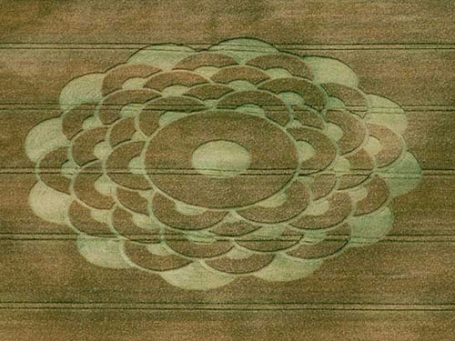 Thornborough Henge, Yorkshire crop circle, aerial photo 2