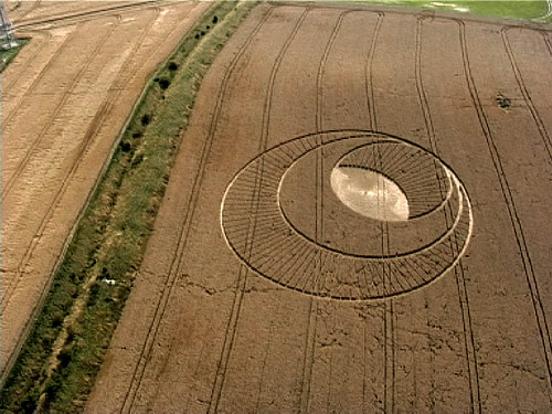 Morgan's Hill, Wiltshire crop circle, aerial photo 3