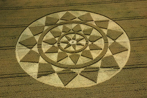 Etchilhampton Hill, Wiltshire crop circle, aerial photo 2