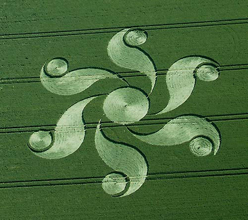 Honey Street, Wiltshire crop circle, aerial photo 2