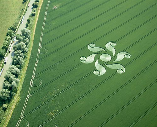 Honey Street, Wiltshire crop circle, aerial photo 3
