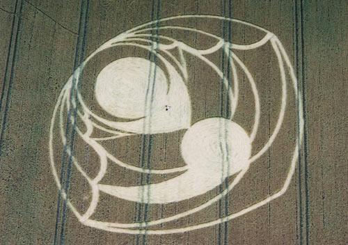Tan Hill, Wiltshire crop circle, aerial photo 16