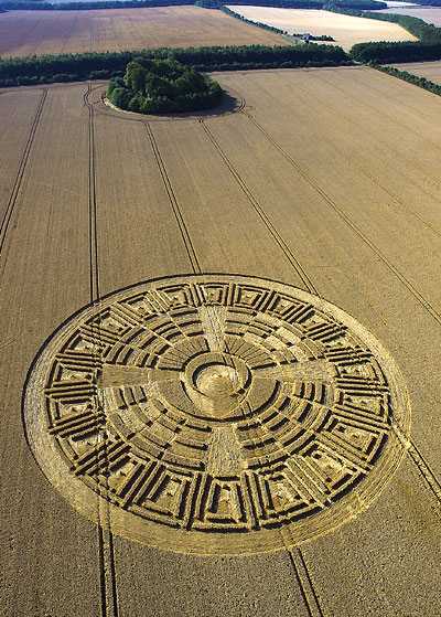Wayland's Smithy, Oxfordshire crop circle, aerial photo 5
