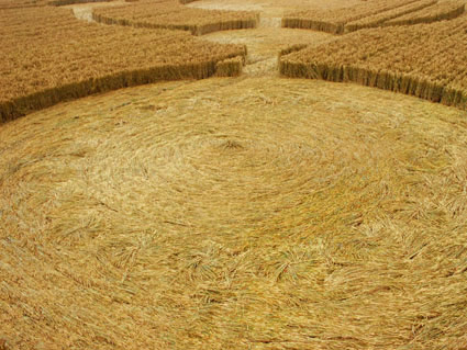 Avebury Manor, Wiltshire crop circle, aerial photo 28