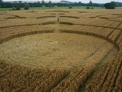 Avebury Manor, Wiltshire crop circle, aerial photo 27