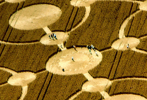 Avebury Manor, Wiltshire crop circle, aerial photo 20