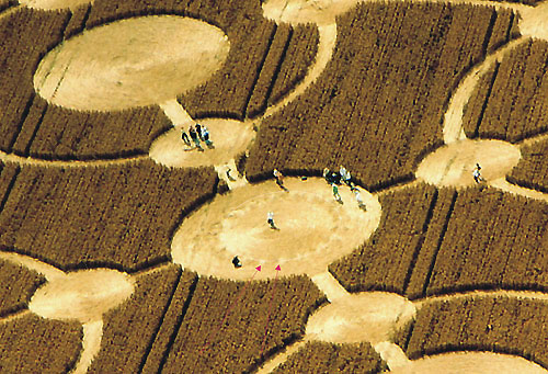 Avebury Manor, Wiltshire crop circle, aerial photo 44
