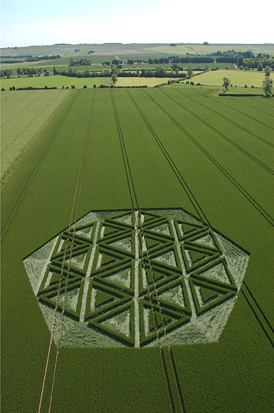 Avebury Trusloe, Wiltshire crop circle, aerial photo 4