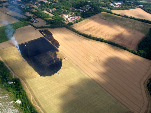 Bluebell Hill, Kent crop circle, aerial photo 4