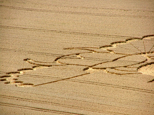 East Field (2), Wiltshire crop circle, aerial photo 16