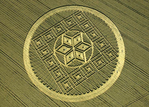 Woolstone Hill, Oxfordshire crop circle, aerial photo 32
