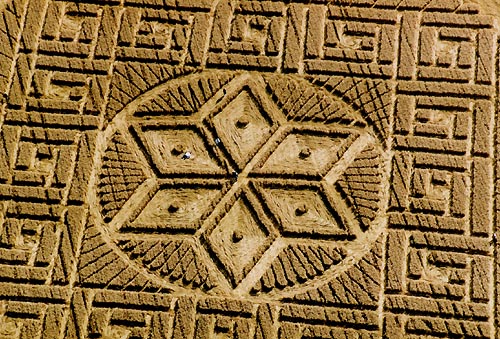 Woolstone Hill, Oxfordshire crop circle, aerial photo 40
