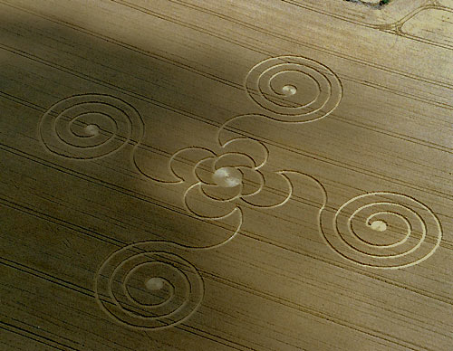 Watlington Road, Oxfordshire crop circle, aerial photo 2