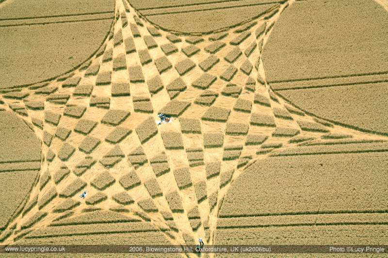 Blowingstone Hill, Oxfordshire crop circle, aerial photo 2