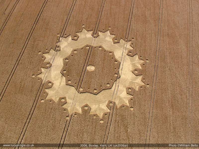 Boxley, Kent crop circle, aerial photo 3