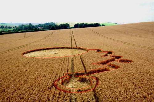 Overton Hill, Wiltshire crop circle, aerial photo 12