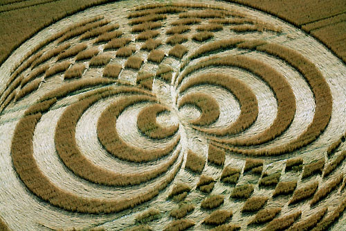 Old Hayward Farm, Wiltshire crop circle, aerial photo 3