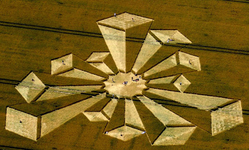 Wayland Smithy, Oxfordshire crop circle, aerial photo 22
