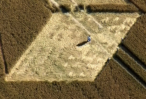 Wayland Smithy, Oxfordshire crop circle, aerial photo 25