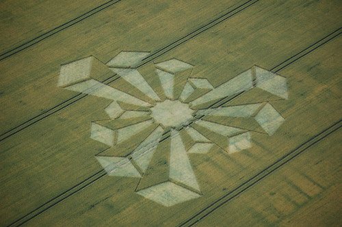 Wayland Smithy, Oxfordshire crop circle, aerial photo 23