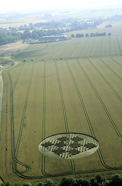 Juggler's Lane, Wiltshire crop circle, aerial photo 2