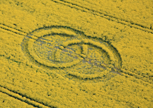 Chilcomb Down, Hampshire crop circle, aerial photo 2