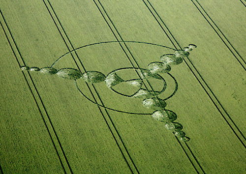 East Field, Wiltshire crop circle, aerial photo 19