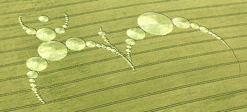 East Field, Wiltshire crop circle, aerial photo 23