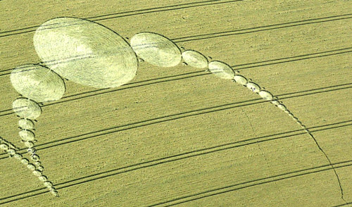 East Field, Wiltshire crop circle, aerial photo 19