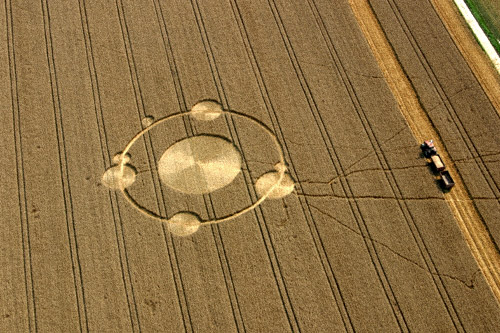 Stanton Bridge, Wiltshire crop circle, aerial photo 2