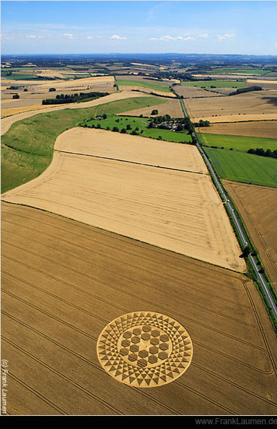 Sugar Hill, Wiltshire crop circle, aerial photo 27