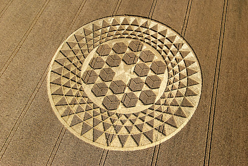Sugar Hill, Wiltshire crop circle, aerial photo 11