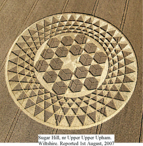 Sugar Hill, Wiltshire crop circle, aerial photo 42