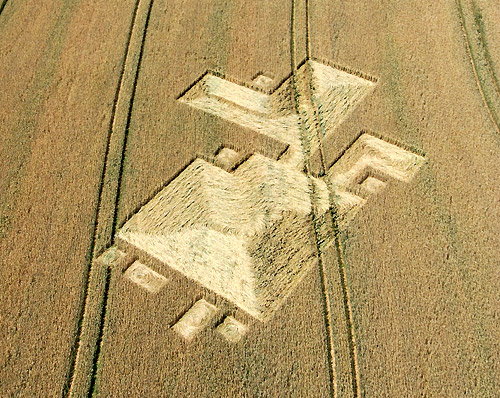 White's Hill, Wiltshire crop circle, aerial photo 2
